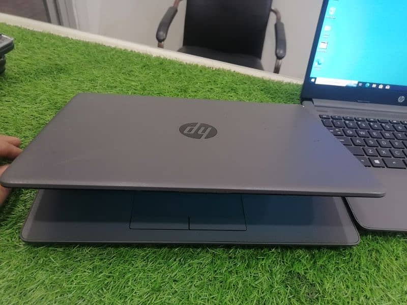 Hp probook 245 G8 AMD 3020e with RADEON 2 GB GPU+win11 support 8