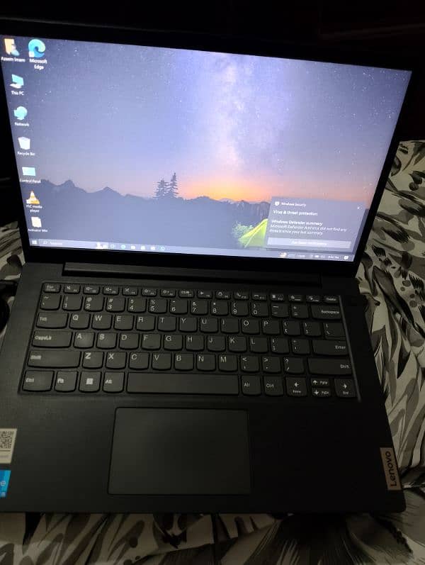 Lenovo laptop V14 I-5 12 generation 0