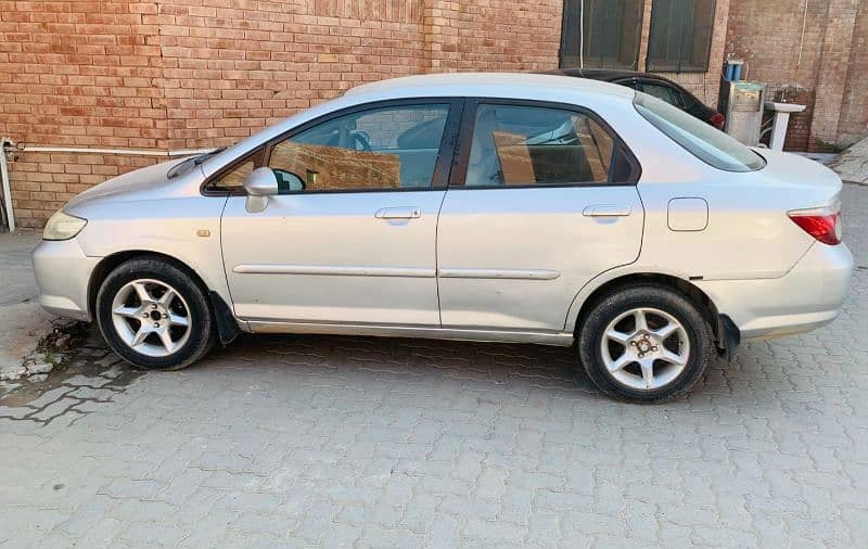 Honda City IDSI 2006 1