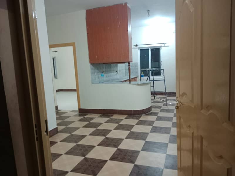 Ghouri town ph3 2bed Falat For Rent water electrity Gass Available 2