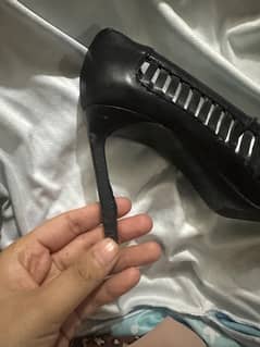 zara heels black