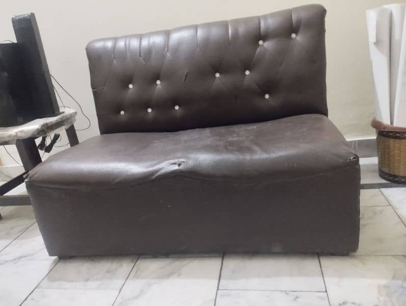 Affordable 3-Seater Brown Leather Sofa & Side Table for Sale 4