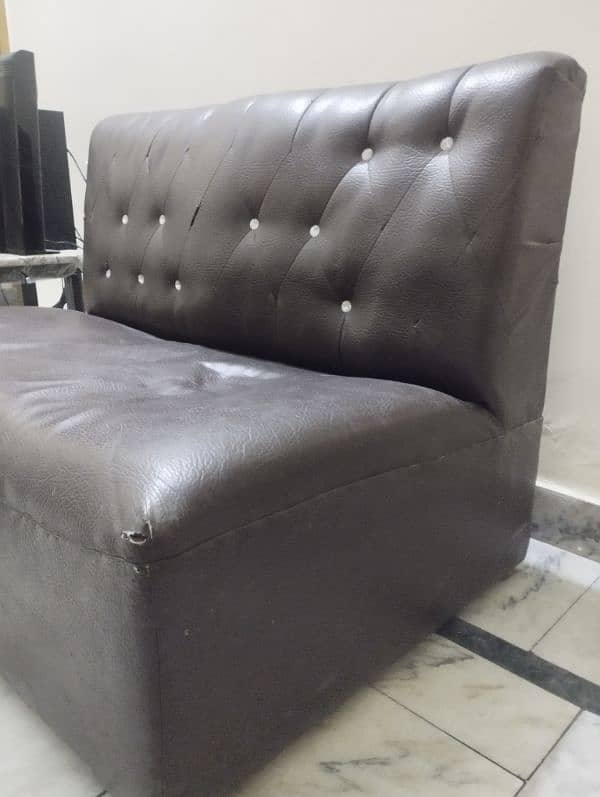 Affordable 3-Seater Brown Leather Sofa & Side Table for Sale 5