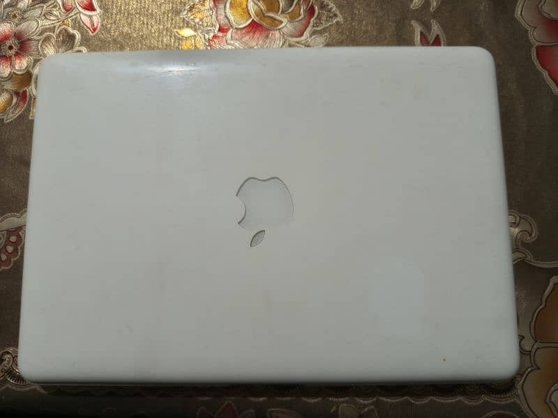 Macbook 2010 Mid 0