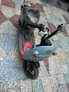 Suzuki scooty