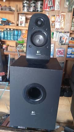 Logitech woofer Z506