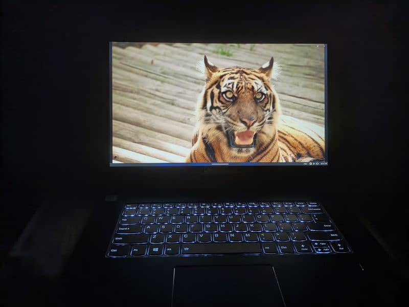 Lenovo yoga 730 10