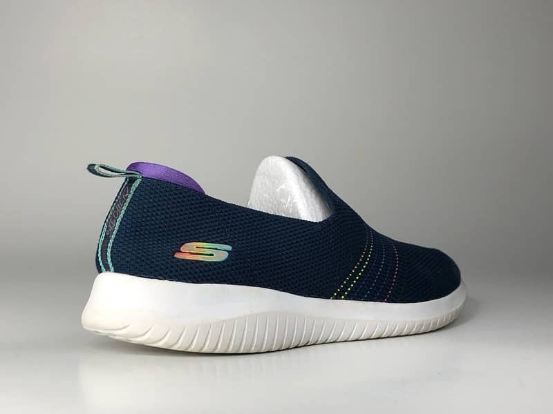 Skechers Ultra Serene Aura 1