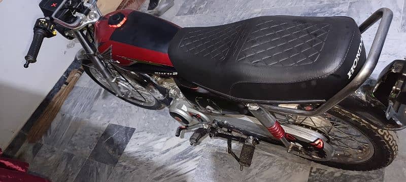 Honda cg125 17 model for sale 3