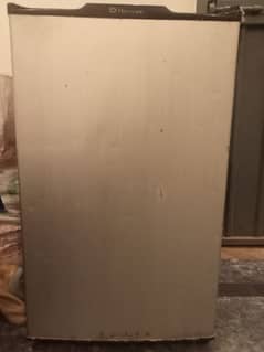 Dawlance mini small fridge for sale