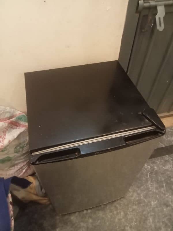 Dawlance mini small fridge for sale 2