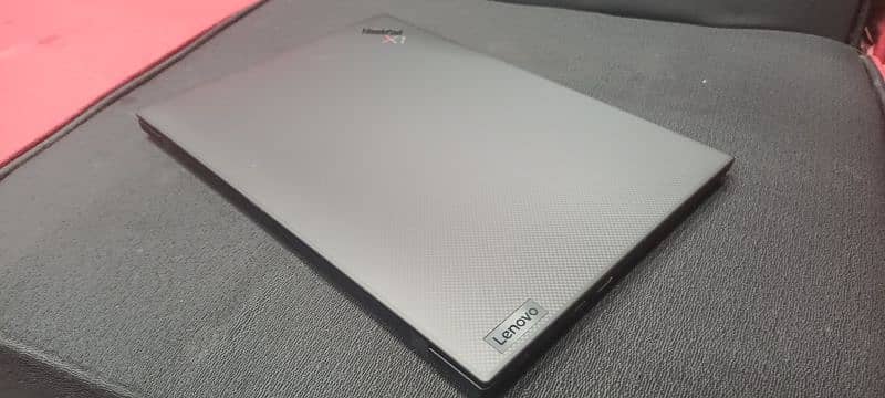 Lenovo Thinkpad X1 carbon (Ci7-11th) 0