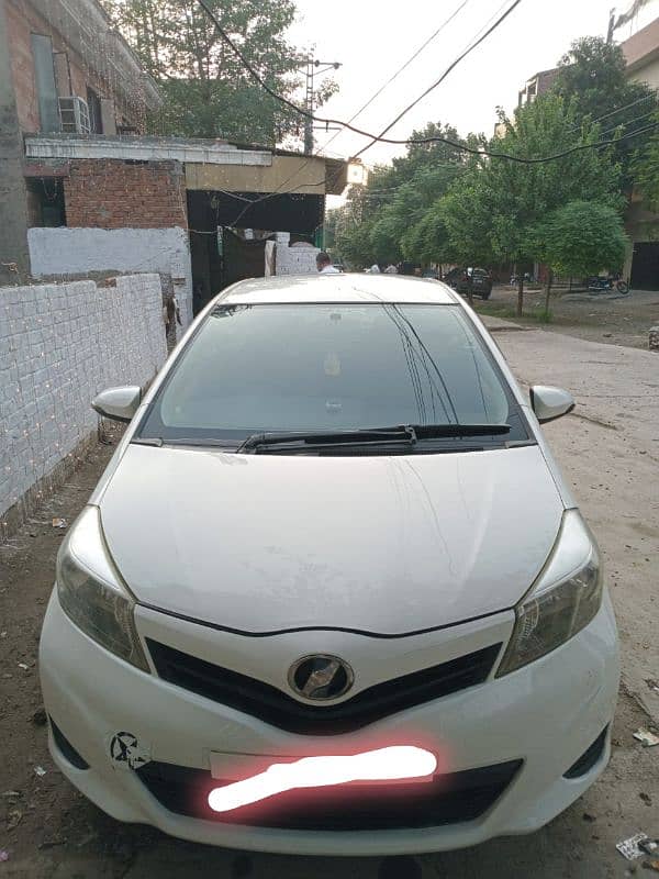 Toyota Vitz 2011 3