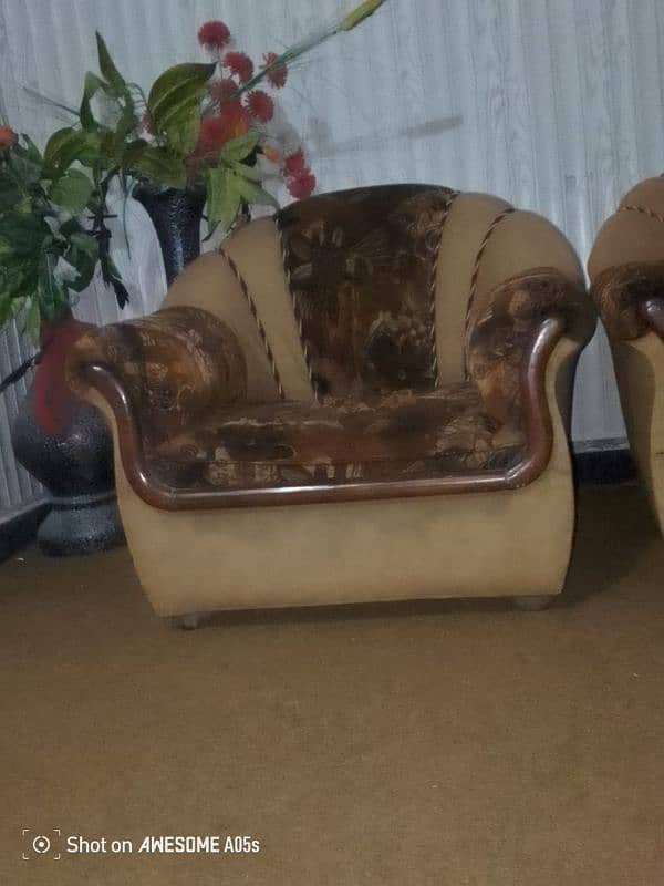 5seater sofa set good condition 1