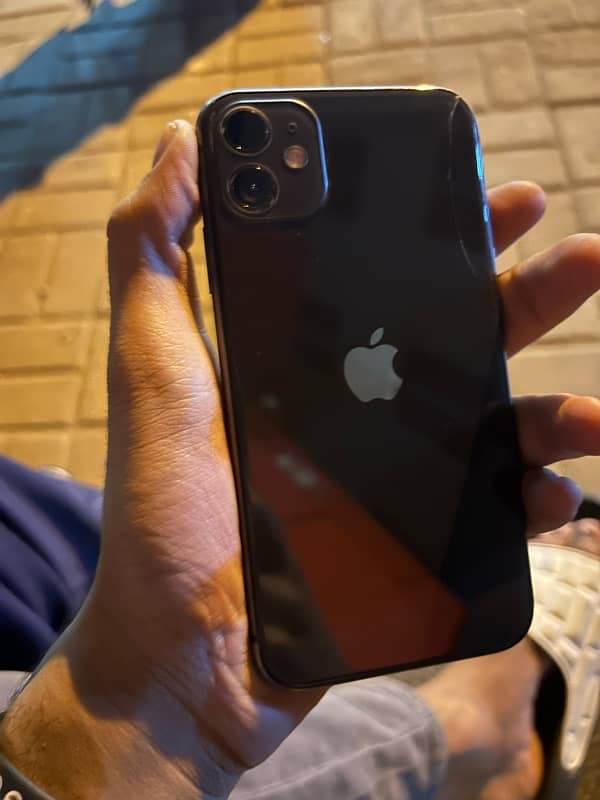 iPhone 11 64 gb read add 7