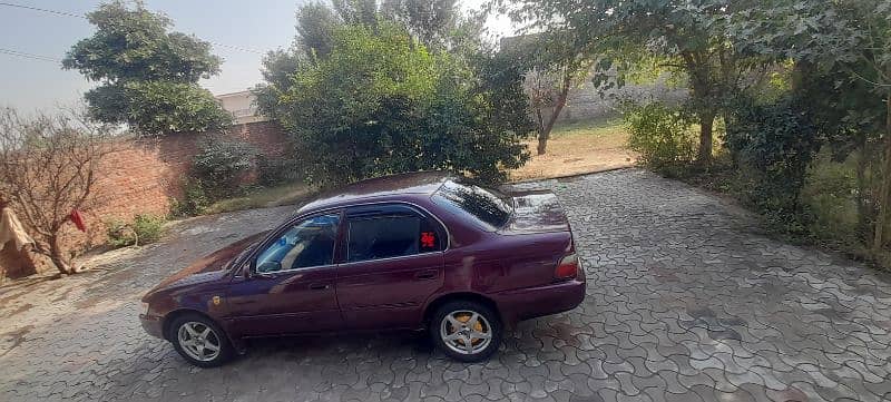 Toyota Corolla XE 2001 0