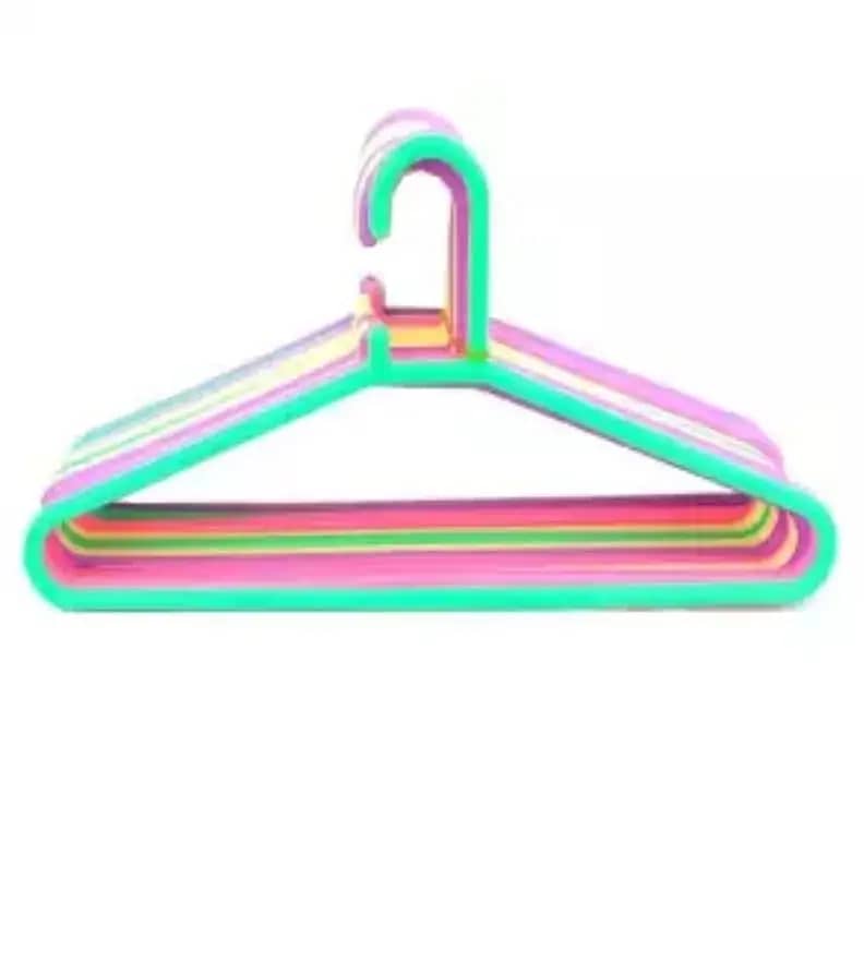 Hanger Plastic / Steel 5