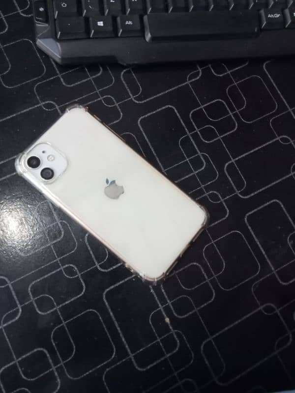 iphone 11 64Gb factory unlock 2