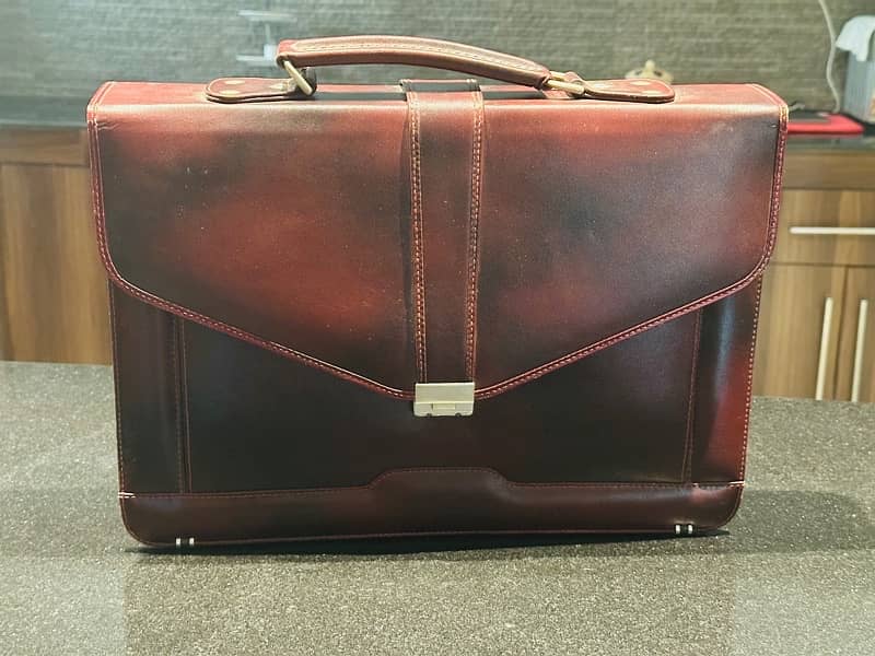 Leather Executive  bag 2