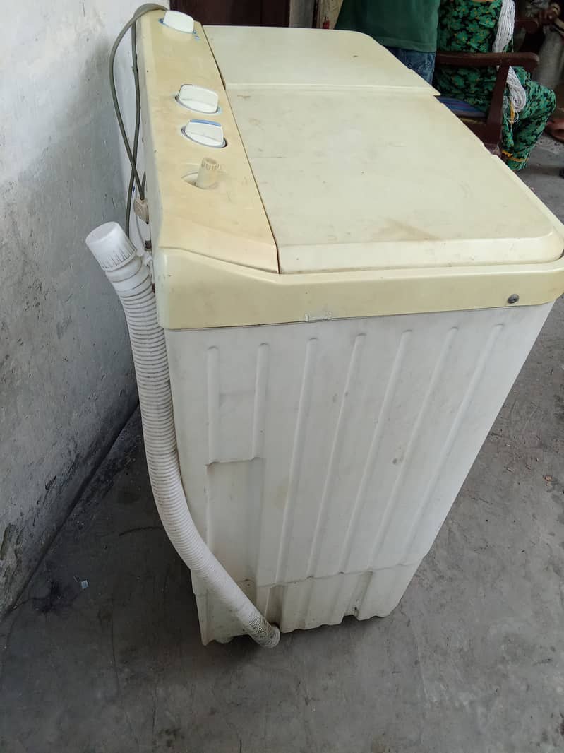 Haier double washing machine 3