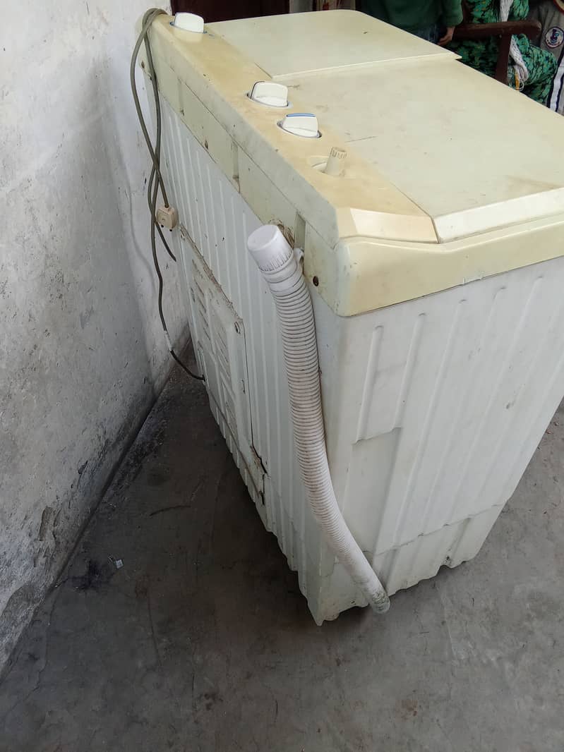 Haier double washing machine 4