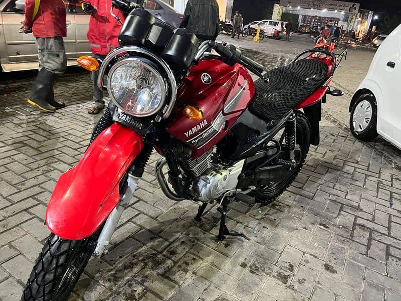 Yamaha ybr 125 6