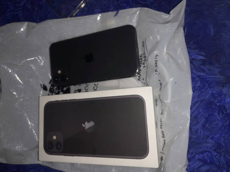 I phone 11 jv sim 1 month used full fresh  condition 0