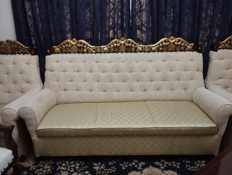 5 seater sofa for sale 0