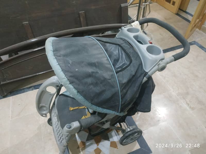 Imported UK pram good condition 2