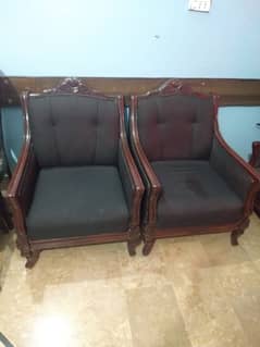 QUALITY WOODEN SOFA SET FOR SALE WITH TABLE