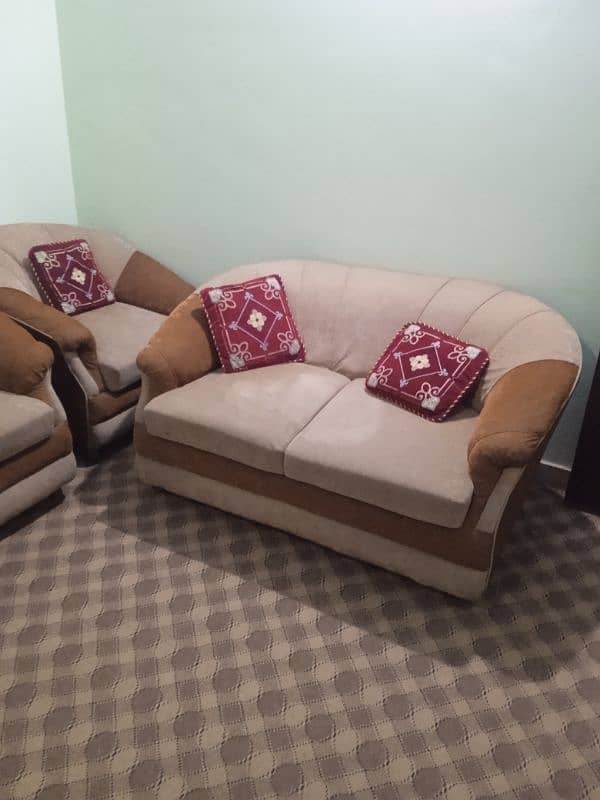 7 seater sofa set urgent sale-(0310"1283"520) What S 1