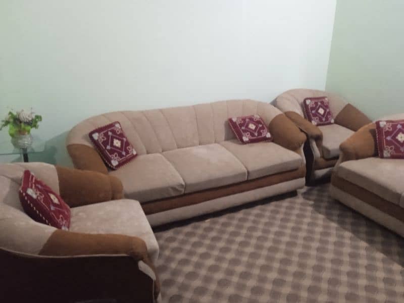 7 seater sofa set urgent sale-(0310"1283"520) What S 2