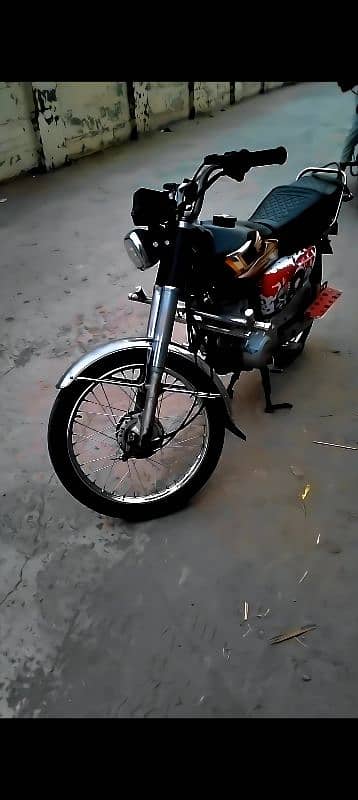 Honda 125 (2005) model 1