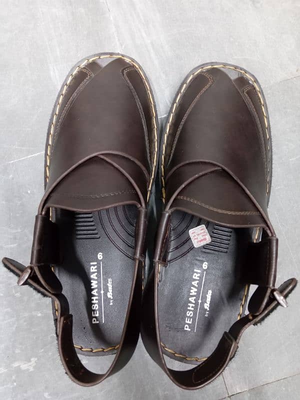 Peshawari by bata size 9 num 2