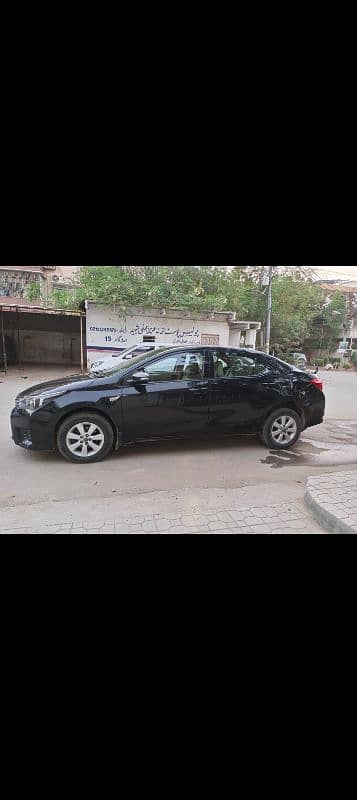 Corolla altis 1