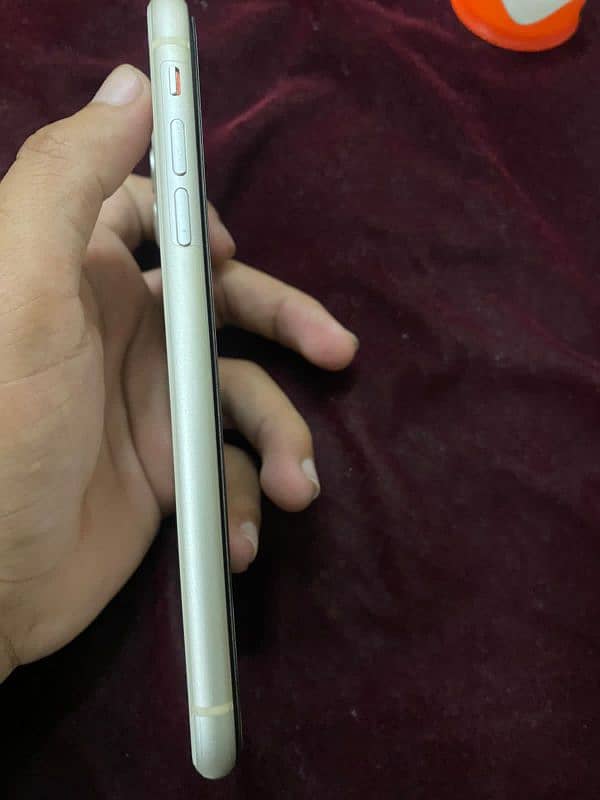 iphone 11 non PTA 1