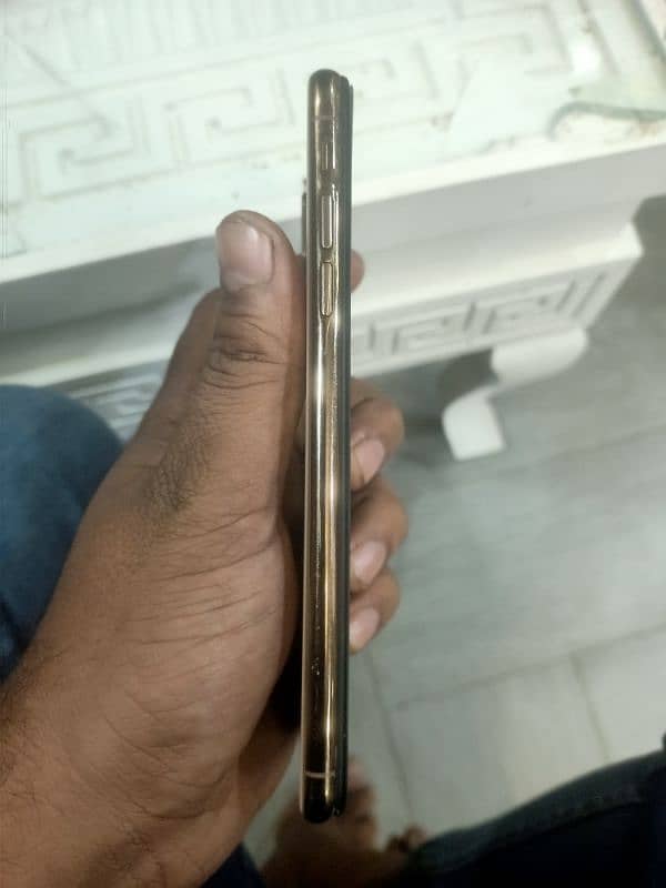 iPhone xs max 64gb 5