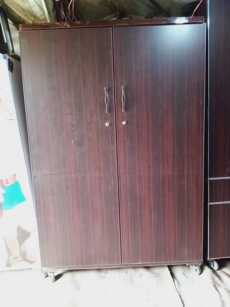 Wardrobes - Almari - Wooden Almari - Furniture - 3Door - 2Door Almari 3