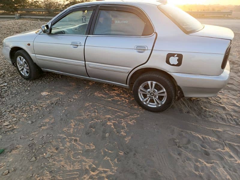 Suzuki Baleno 2004 5