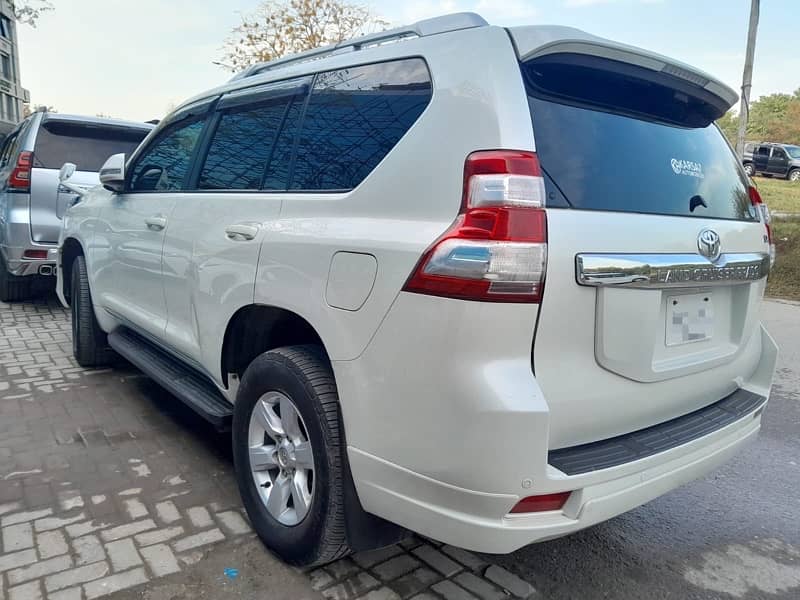 Toyota Prado 2016 TXL 1