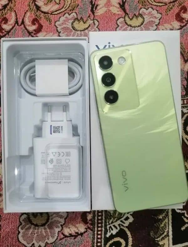 VIVO Y100 8+8/256 GB , JUST BOX OPEN 1