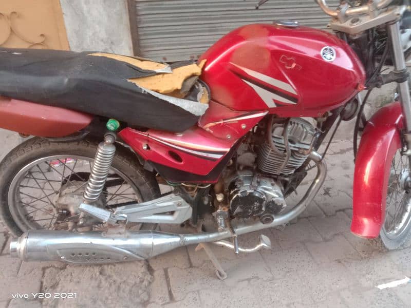 urgent sale of Ravi pigago strom 125 cc 1