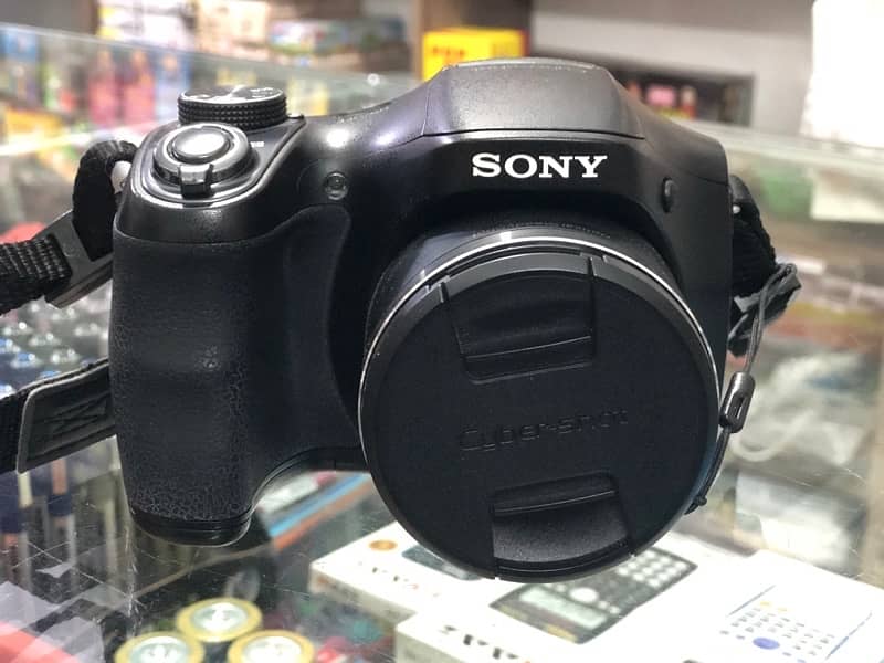 SONY CYBERSHOT DSC - H100 for Sale 0