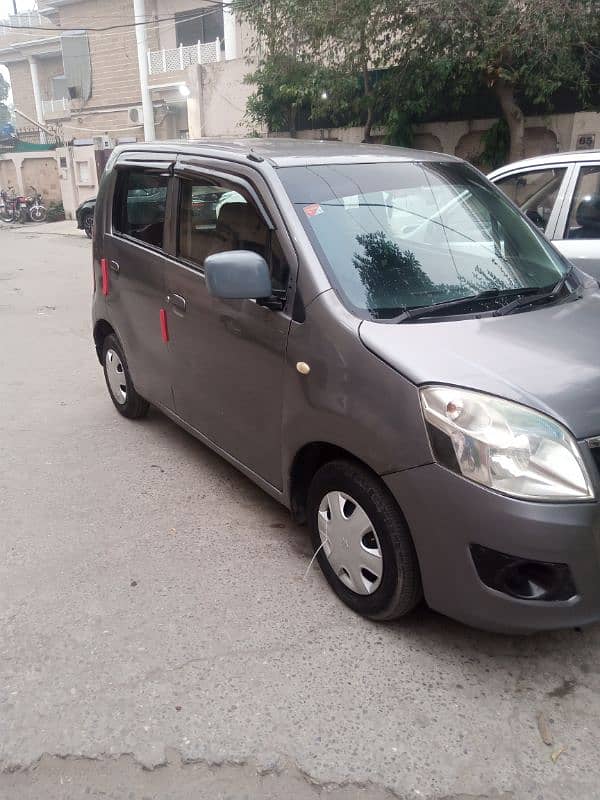 Suzuki Wagon R 2016: contact no 03080595783 0