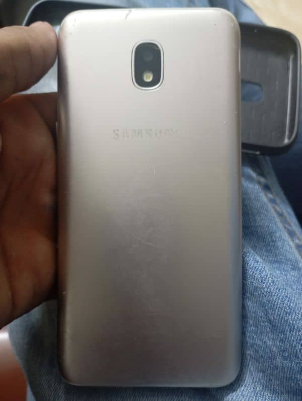 Samsung J3 star 5