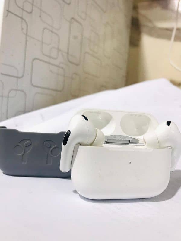 Airpods pro gen 2 Earphones 1