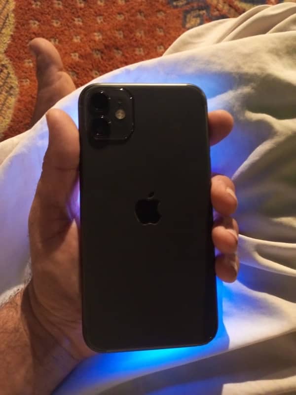 iPhone 11 non pta Jv perfect condition 2