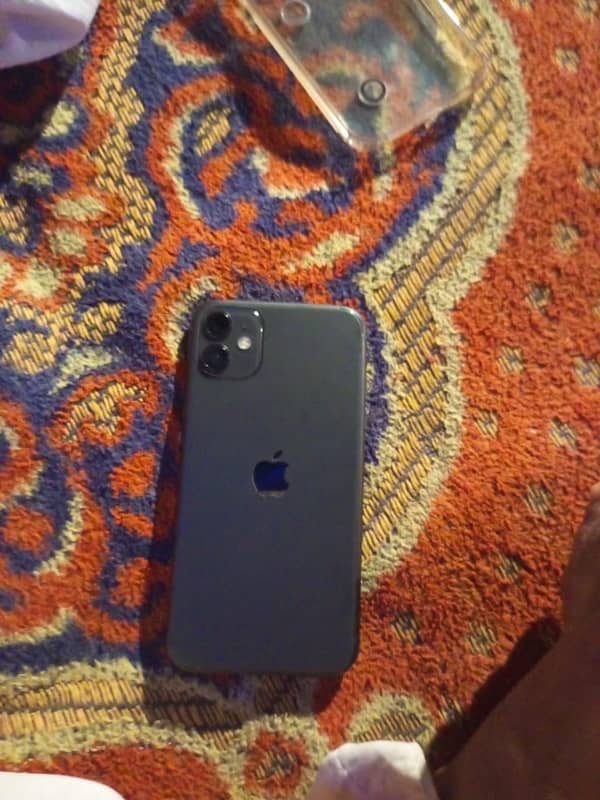 iPhone 11 non pta Jv perfect condition 6