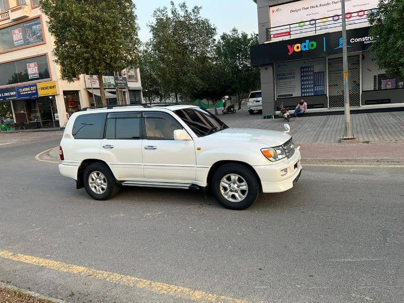 Toyota Land Cruiser 2003 17