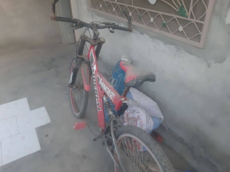 bicycle is in good condition ise suspension okay ha gear bhe okay han 0